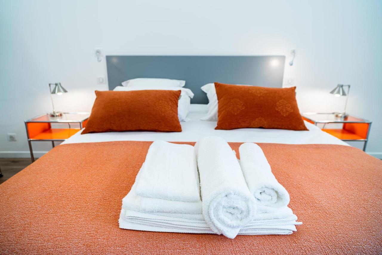 Les Sources Du Val Bed & Breakfast Saint-Pierre-du-Val Ngoại thất bức ảnh